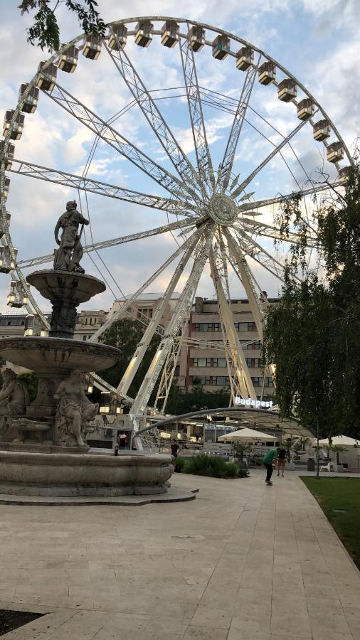Corso Apartment Budapest Eksteriør billede