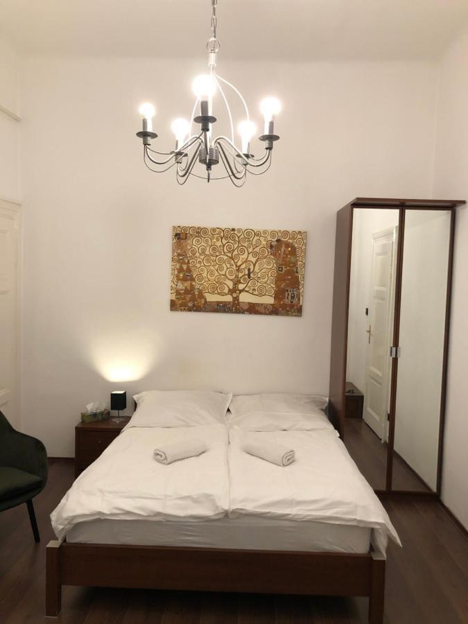 Corso Apartment Budapest Eksteriør billede