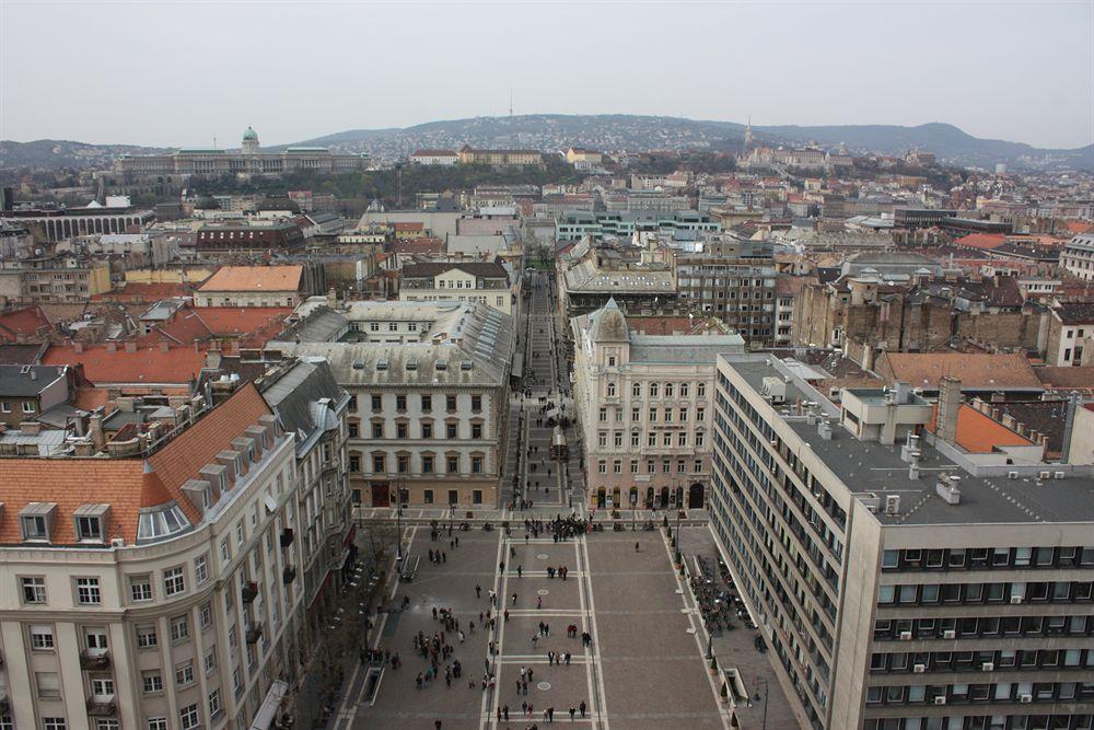 Corso Apartment Budapest Eksteriør billede