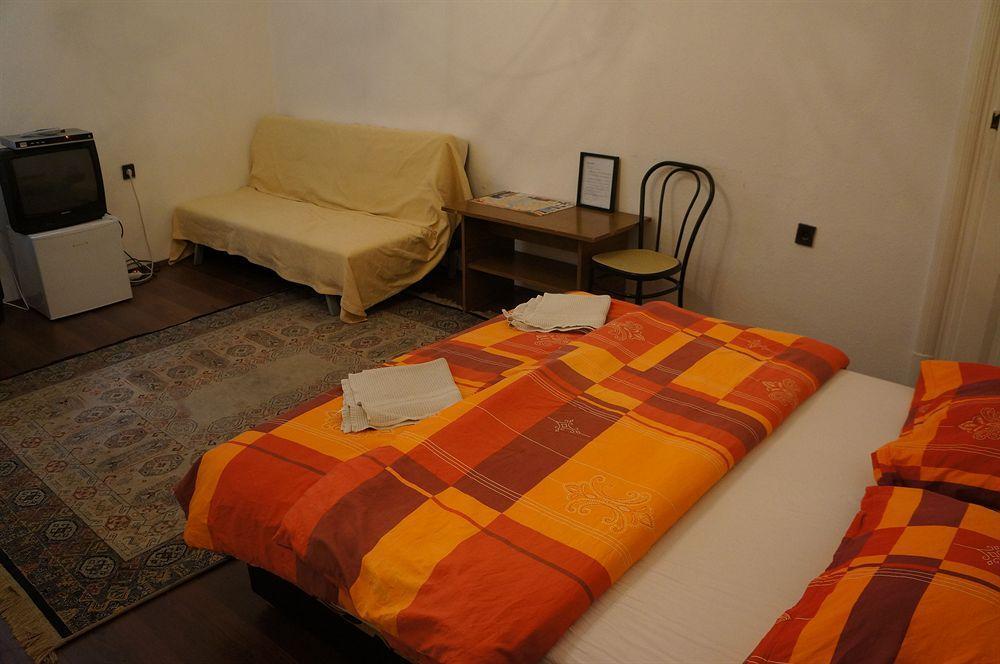 Corso Apartment Budapest Eksteriør billede