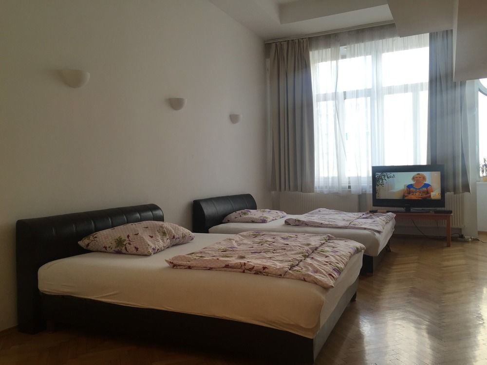 Corso Apartment Budapest Eksteriør billede