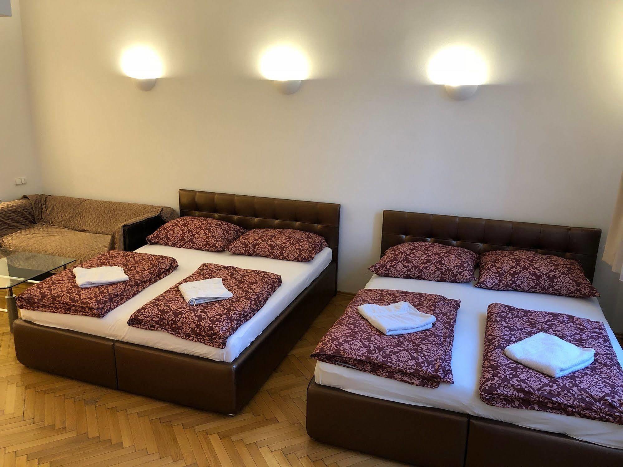 Corso Apartment Budapest Eksteriør billede